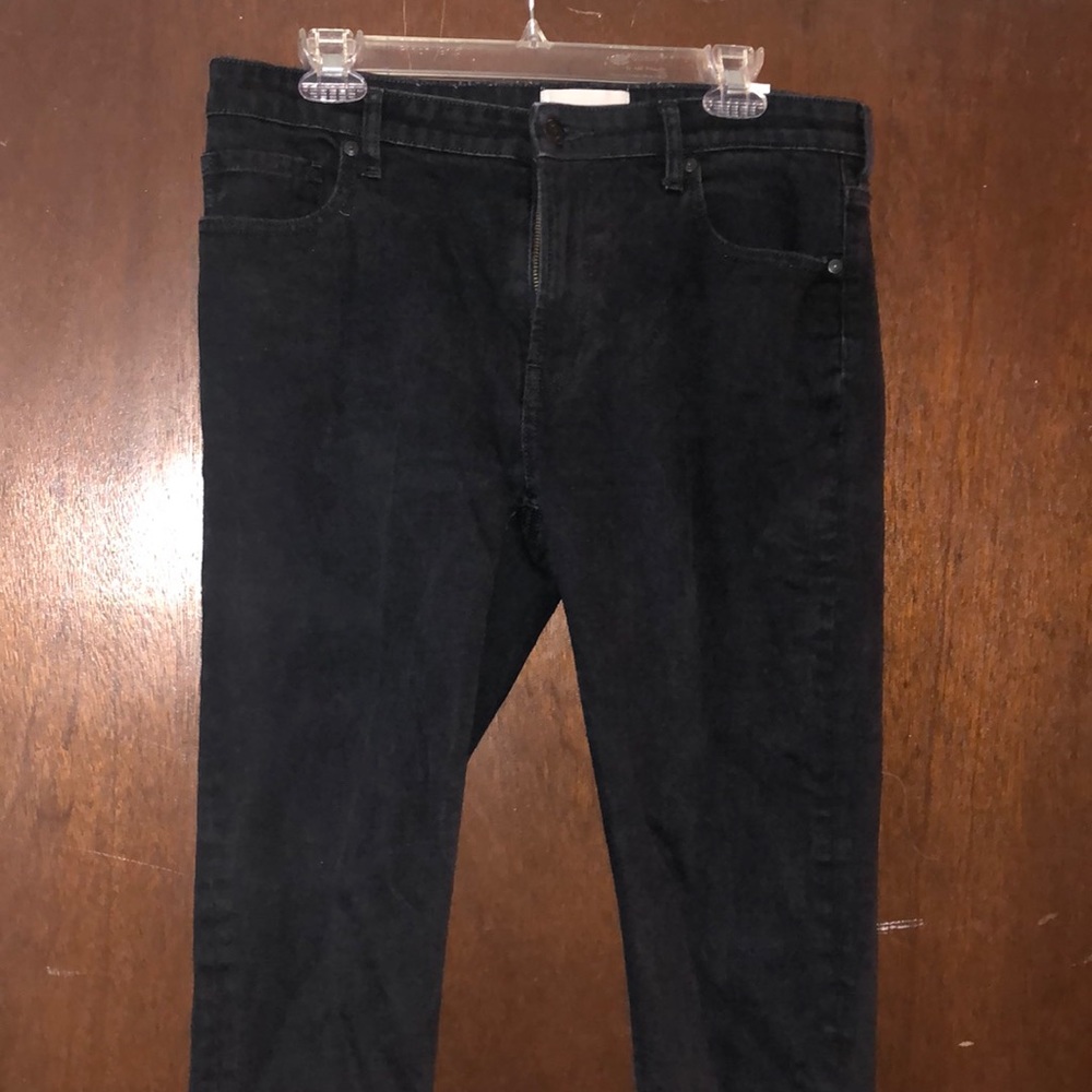 Everlane black jeans - mid rise